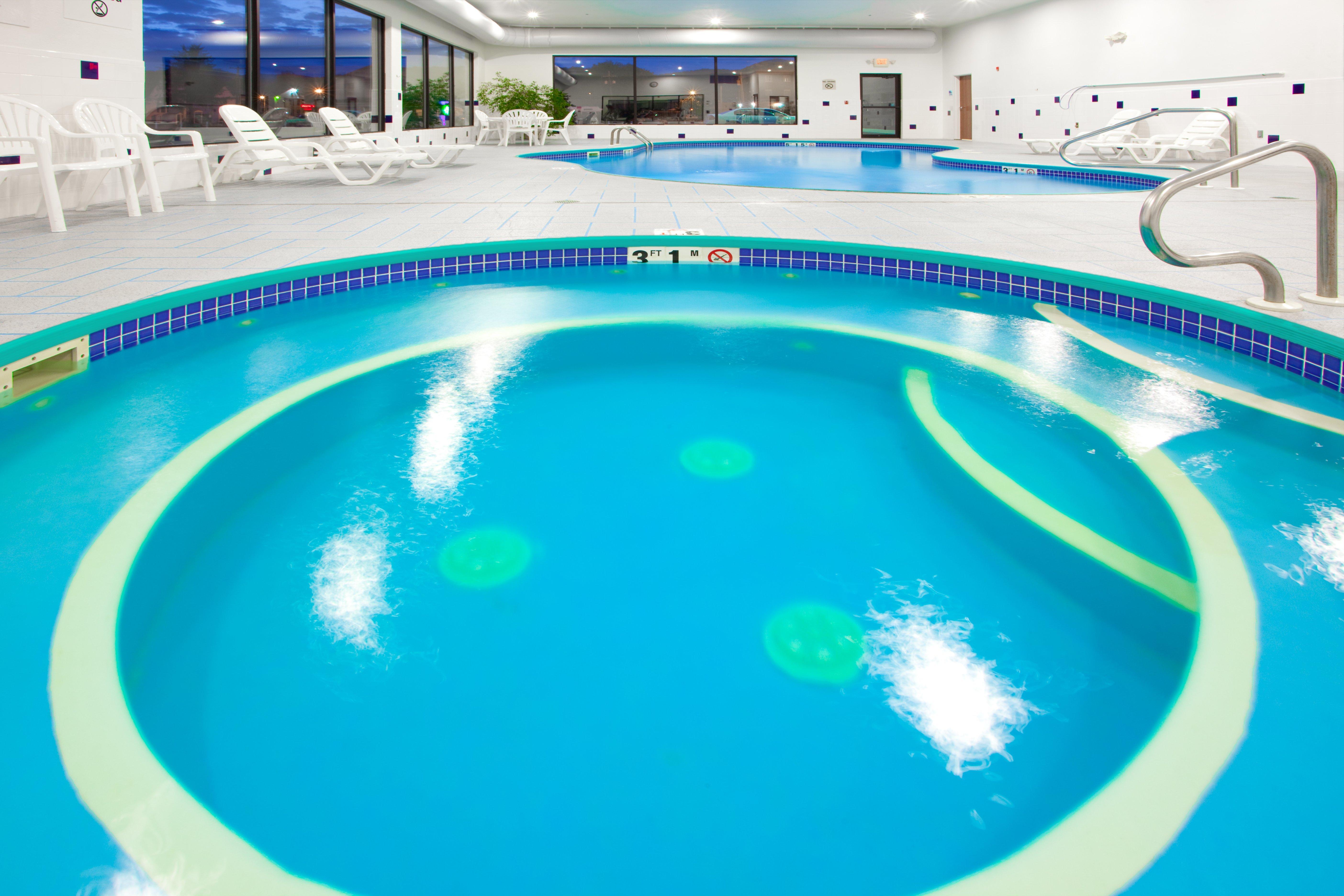 Holiday Inn Express Hotel & Suites Elkins By Ihg Dış mekan fotoğraf