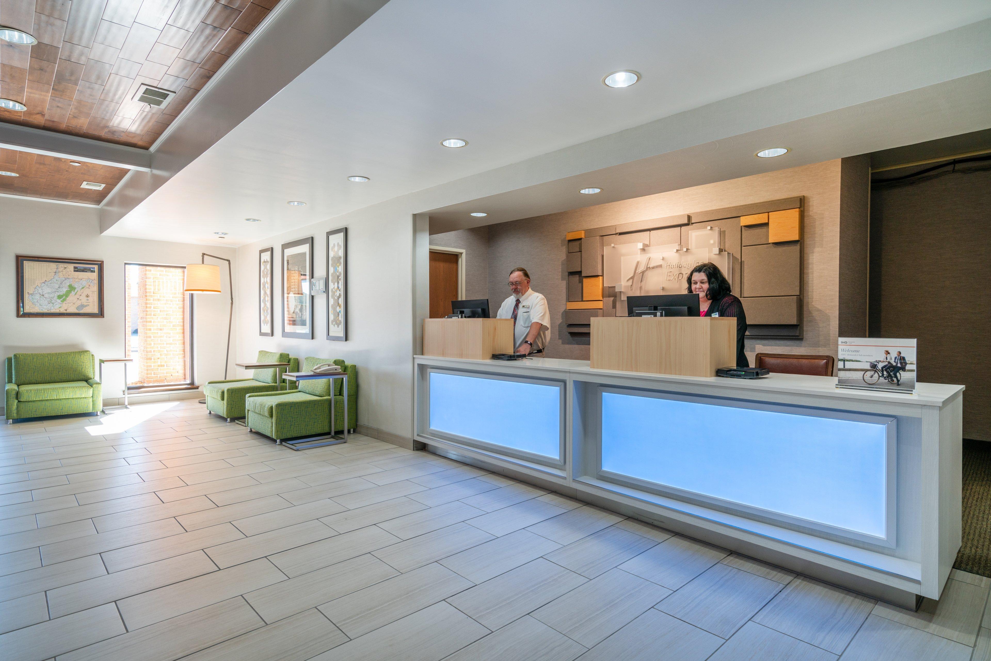 Holiday Inn Express Hotel & Suites Elkins By Ihg Dış mekan fotoğraf