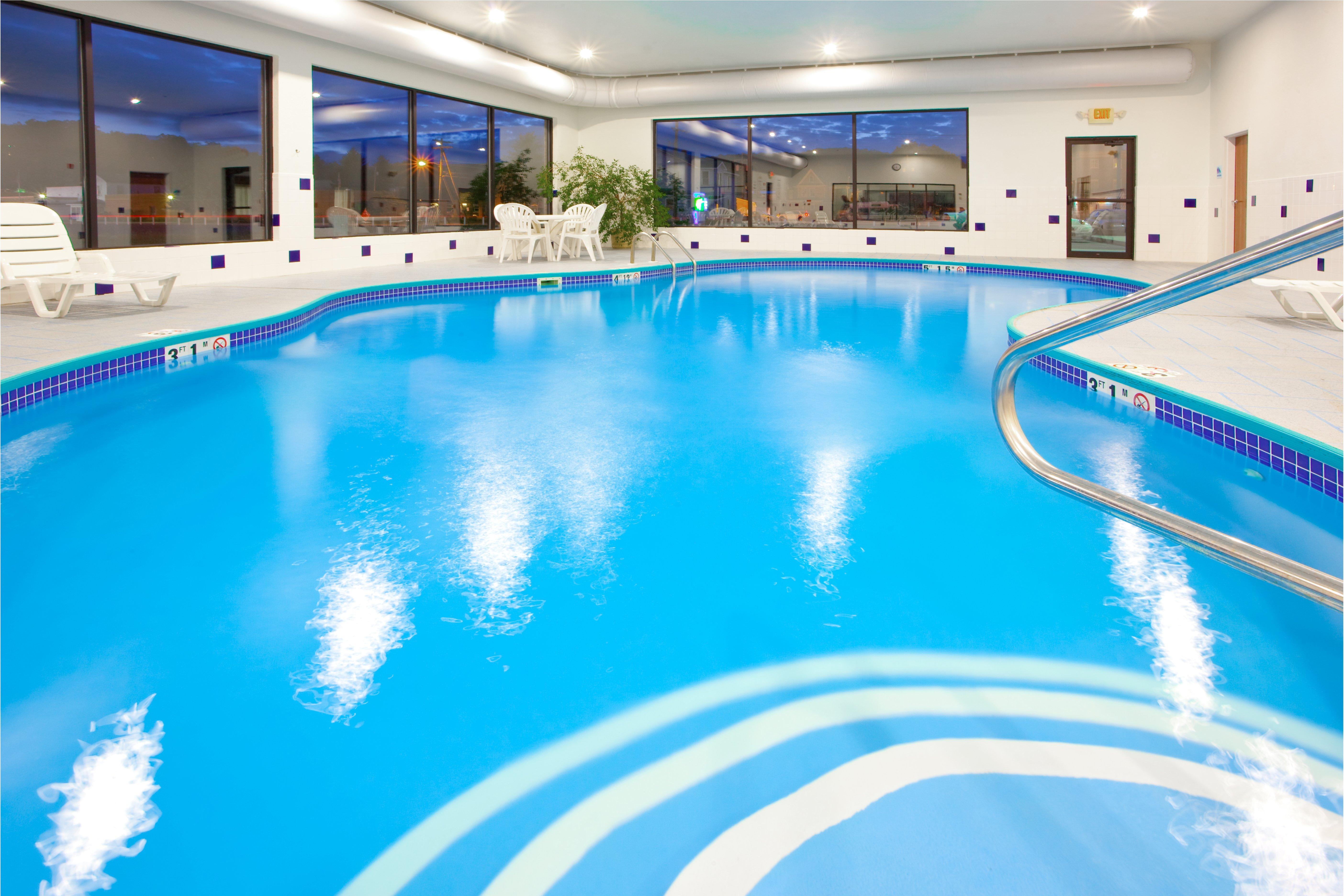 Holiday Inn Express Hotel & Suites Elkins By Ihg Dış mekan fotoğraf