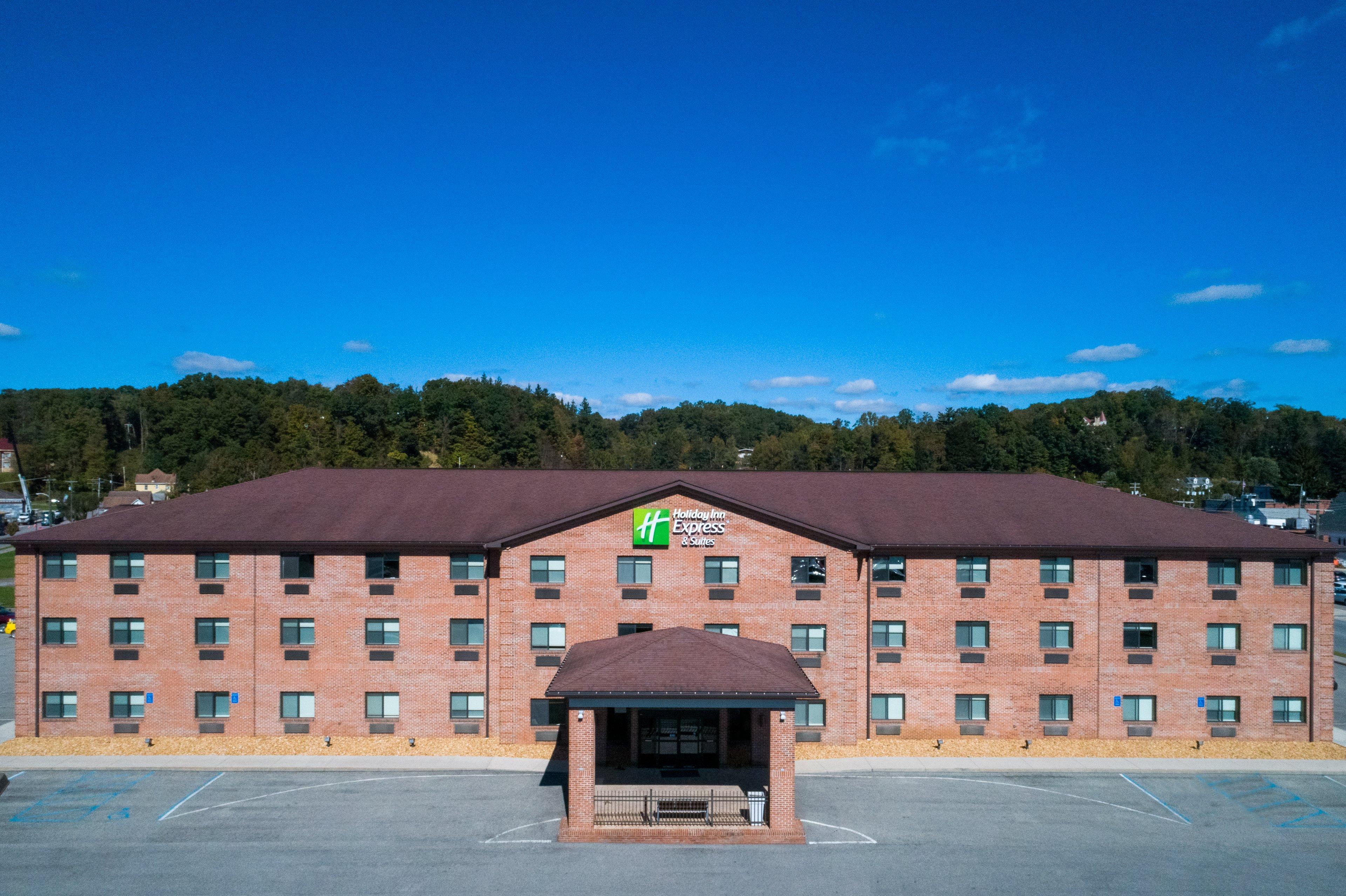 Holiday Inn Express Hotel & Suites Elkins By Ihg Dış mekan fotoğraf