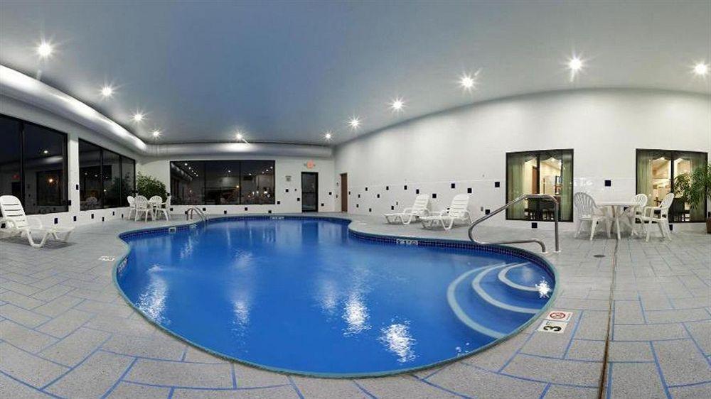 Holiday Inn Express Hotel & Suites Elkins By Ihg Dış mekan fotoğraf