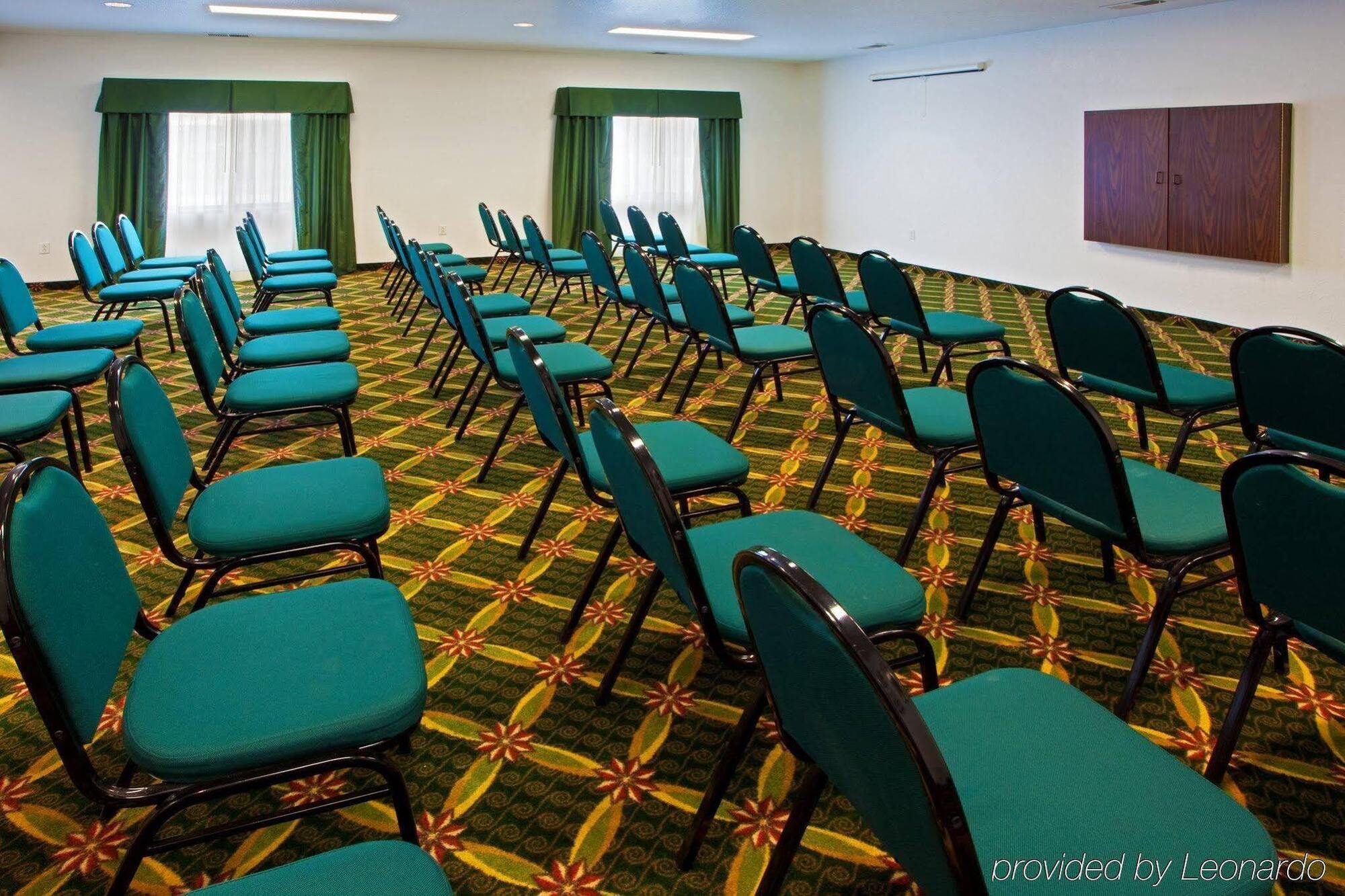 Holiday Inn Express Hotel & Suites Elkins By Ihg Dış mekan fotoğraf